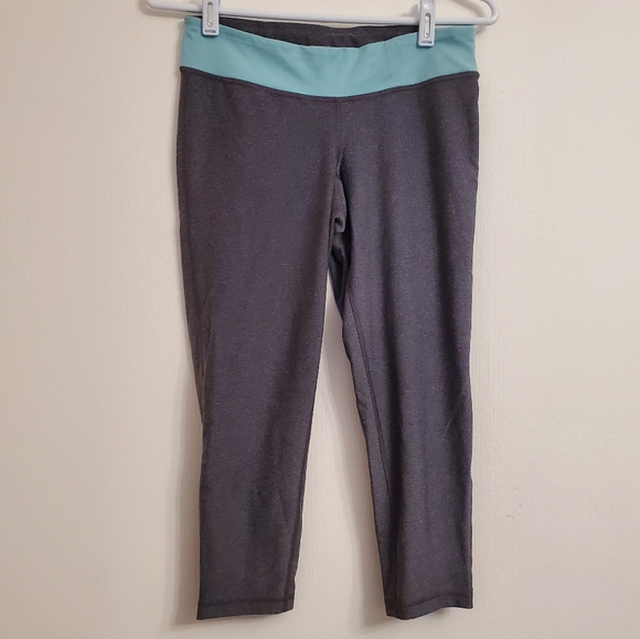 C9 by Champion Pants - Champion Womens C9 Capri Leggings Hidden Waist Pocket Gray Blue Size Medium